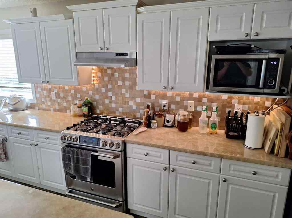 MLS® A2242219 - 249 West Lakeview Place  in Lakeview Landing Chestermere, Residential