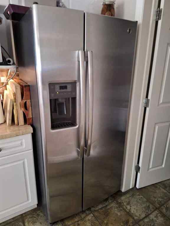 MLS® A2242219 - 249 West Lakeview Place  in Lakeview Landing Chestermere, Residential