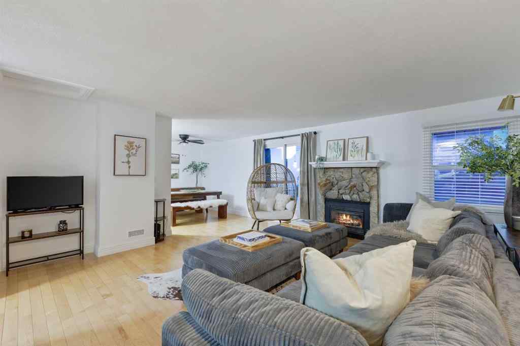 MLS® A2242223 - Unit #224 35 Glamis Green SW in Glamorgan Calgary, Residential