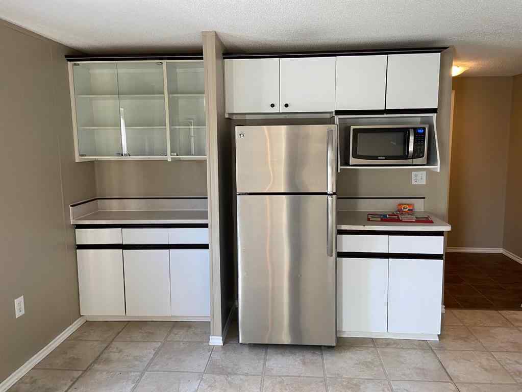MLS® A2242228 - 10404 98 Street  in NONE Fairview, Residential