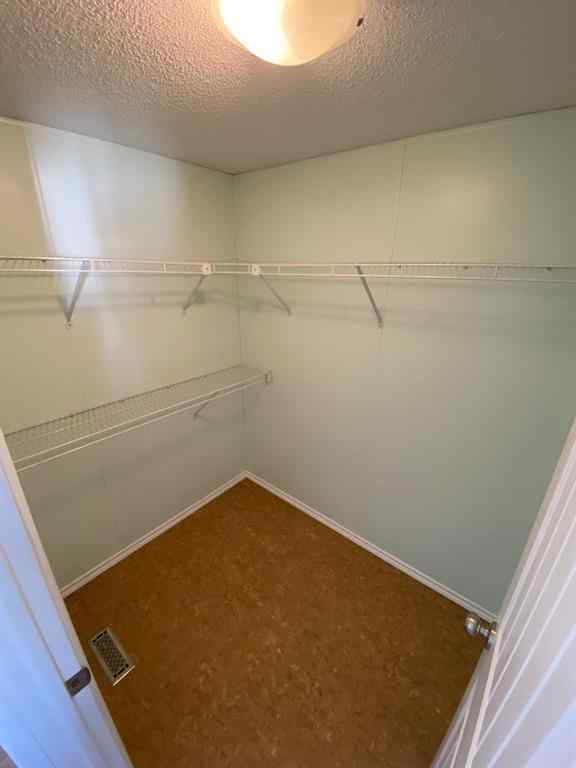 MLS® A2242228 - 10404 98 Street  in NONE Fairview, Residential
