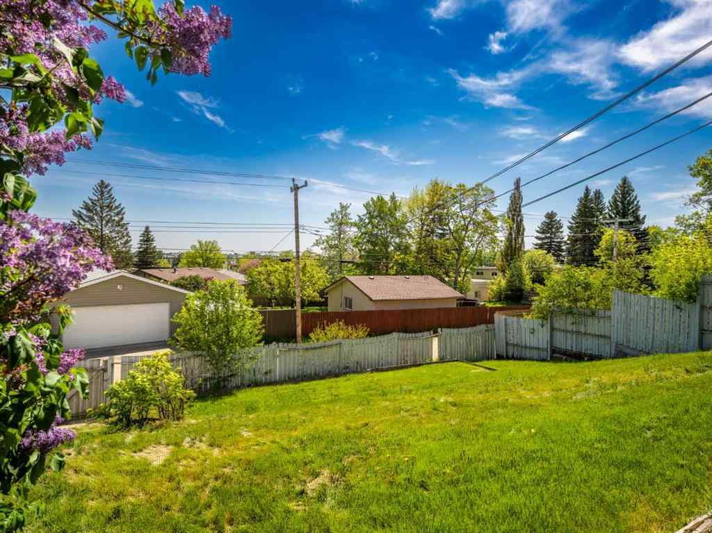 MLS® A2242239 - 11036 7 Street SW in Southwood Calgary, Residential