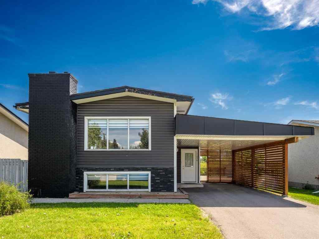 MLS® A2242239 - 11036 7 Street SW in Southwood Calgary, Residential