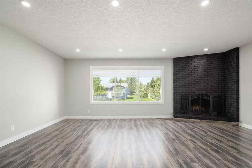 MLS® A2242239 - 11036 7 Street SW in Southwood Calgary, Residential