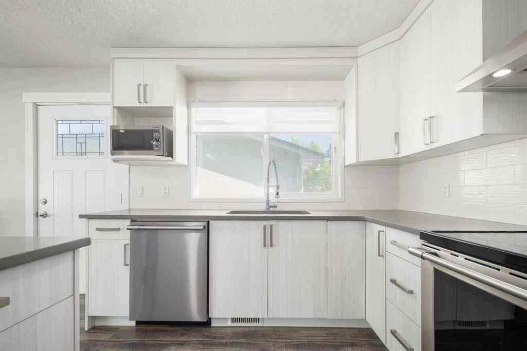 MLS® A2242239 - 11036 7 Street SW in Southwood Calgary, Residential