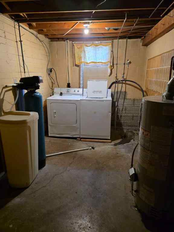 MLS® A2242251 - 4910 Hwy 2A   in Downtown Lacombe Lacombe, Residential