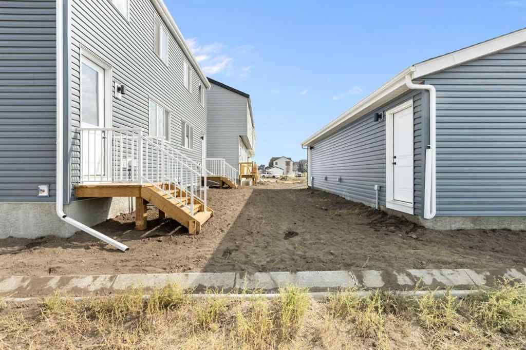 MLS® A2242272 - 1445 Rangeview Drive SE in Rangeview Calgary, Residential