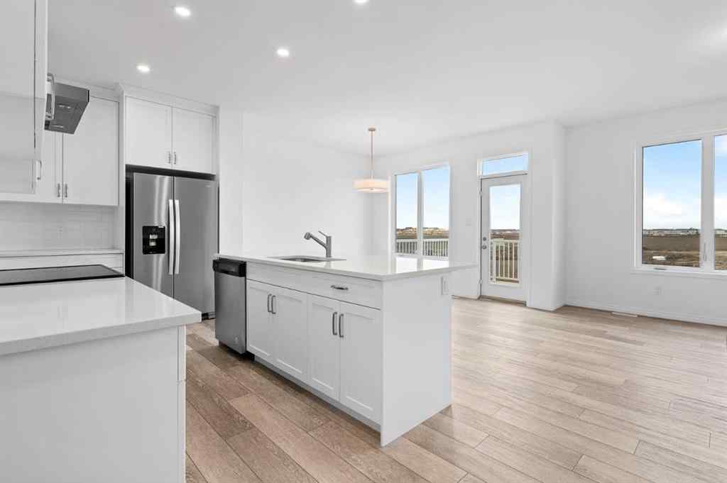 MLS® A2242282 - 310 Montrose Crescent SE in Montrose High River, Residential