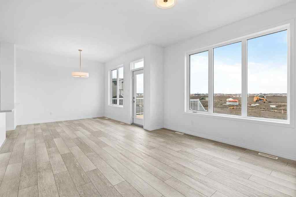 MLS® A2242282 - 310 Montrose Crescent SE in Montrose High River, Residential
