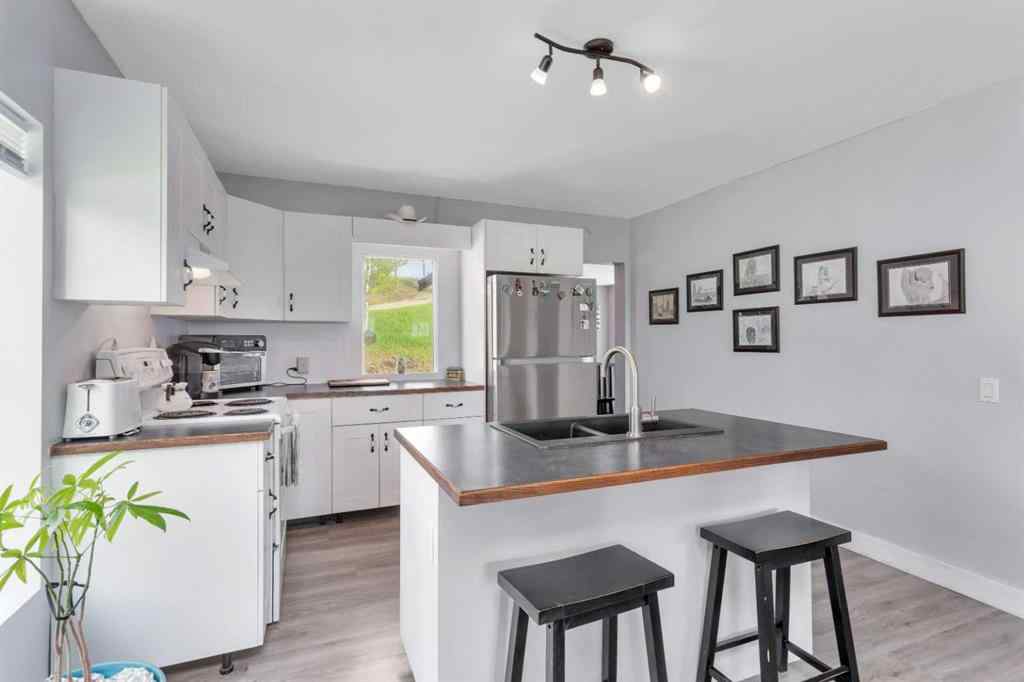 MLS® A2242296 - Unit #10 6138 Highway 584   in NONE Rural Mountain View County, Residential