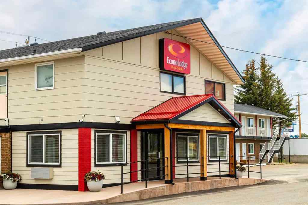 MLS® A2242304 - 1049 Waterton Avenue  in NONE Pincher Creek, Commercial