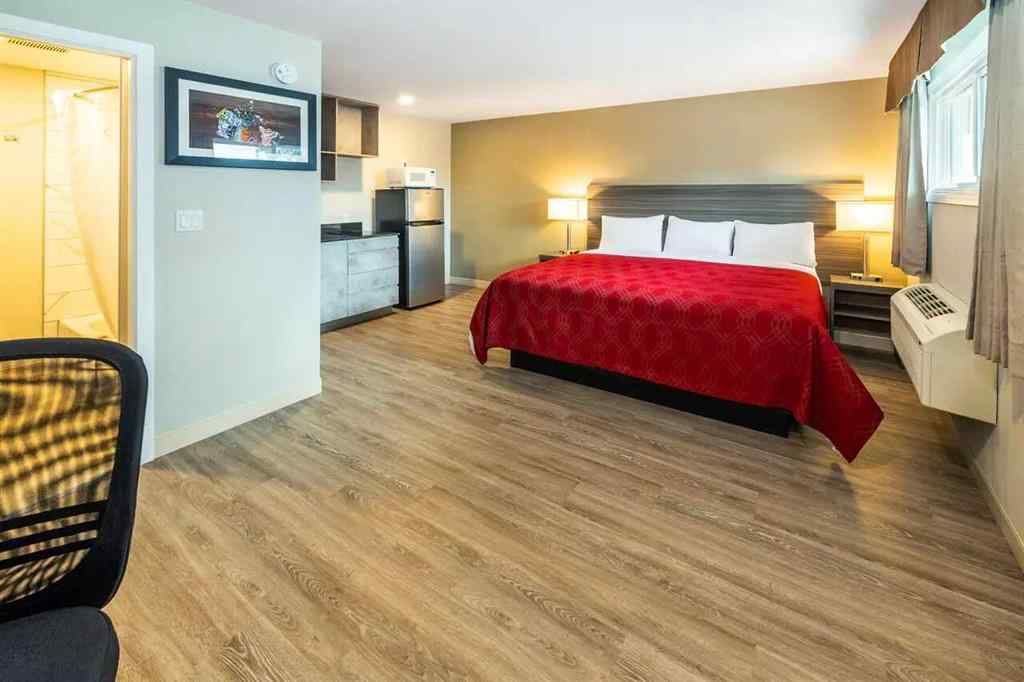 MLS® A2242304 - 1049 Waterton Avenue  in NONE Pincher Creek, Commercial