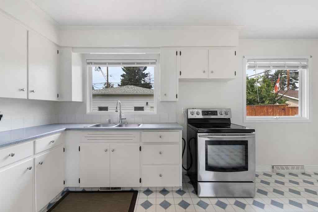 MLS® A2242305 - 8527 Athabasca Street SE in Acadia Calgary, Residential
