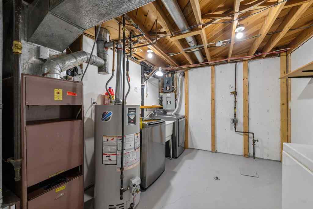 MLS® A2242305 - 8527 Athabasca Street SE in Acadia Calgary, Residential