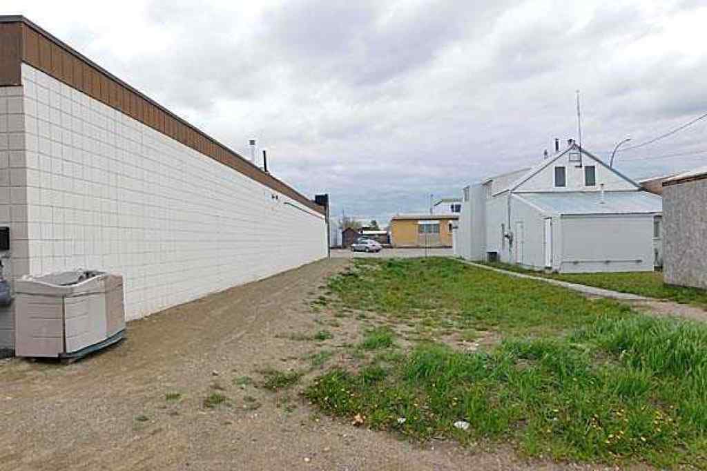 MLS® A2242330 - 128 50th Avenue W in NONE Claresholm, Land