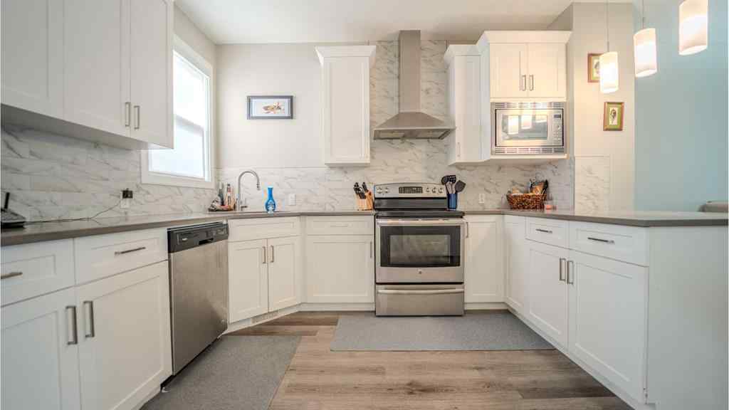 MLS® A2242333 - 333 Ravenstern Link SE in Ravenswood Airdrie, Residential