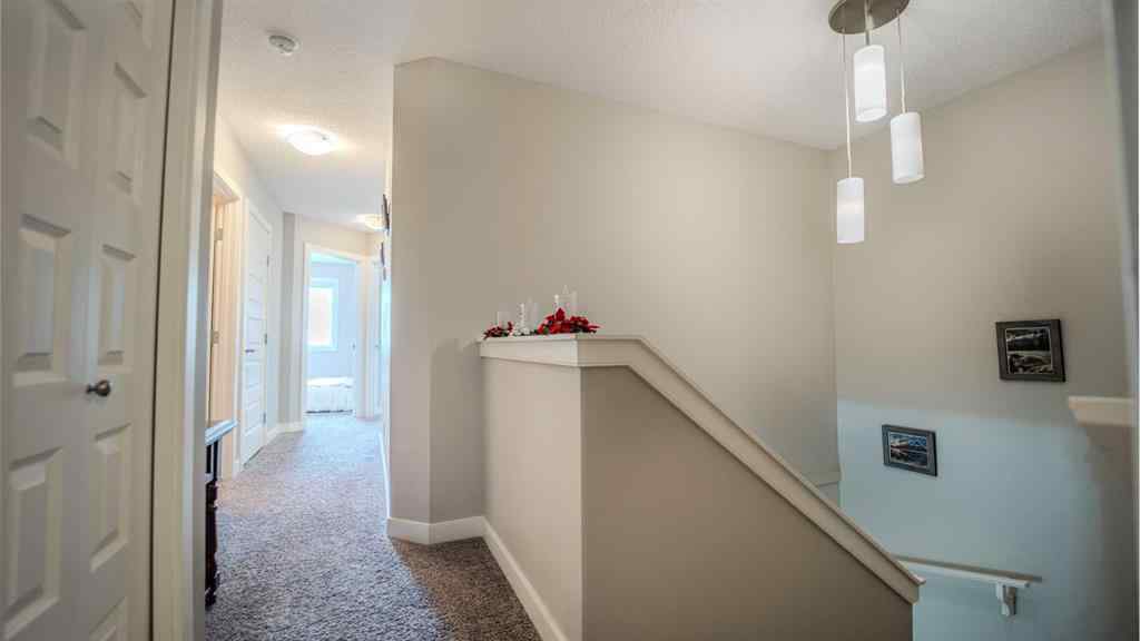 MLS® A2242333 - 333 Ravenstern Link SE in Ravenswood Airdrie, Residential