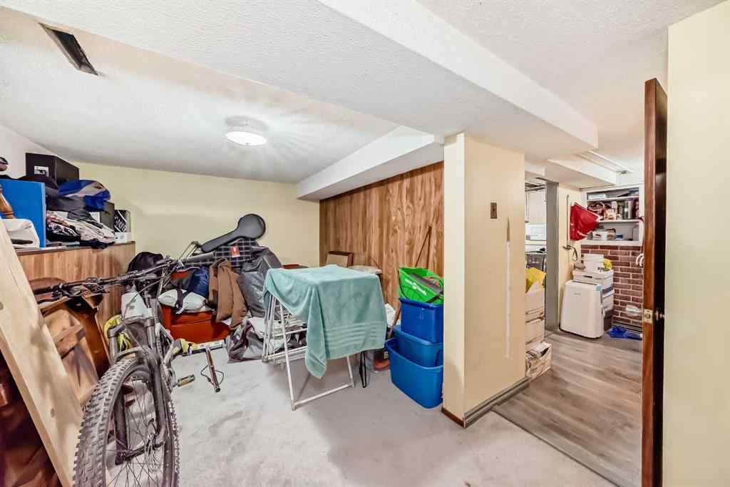 MLS® A2242338 - 8624 33 Avenue NW in Bowness Calgary, Residential