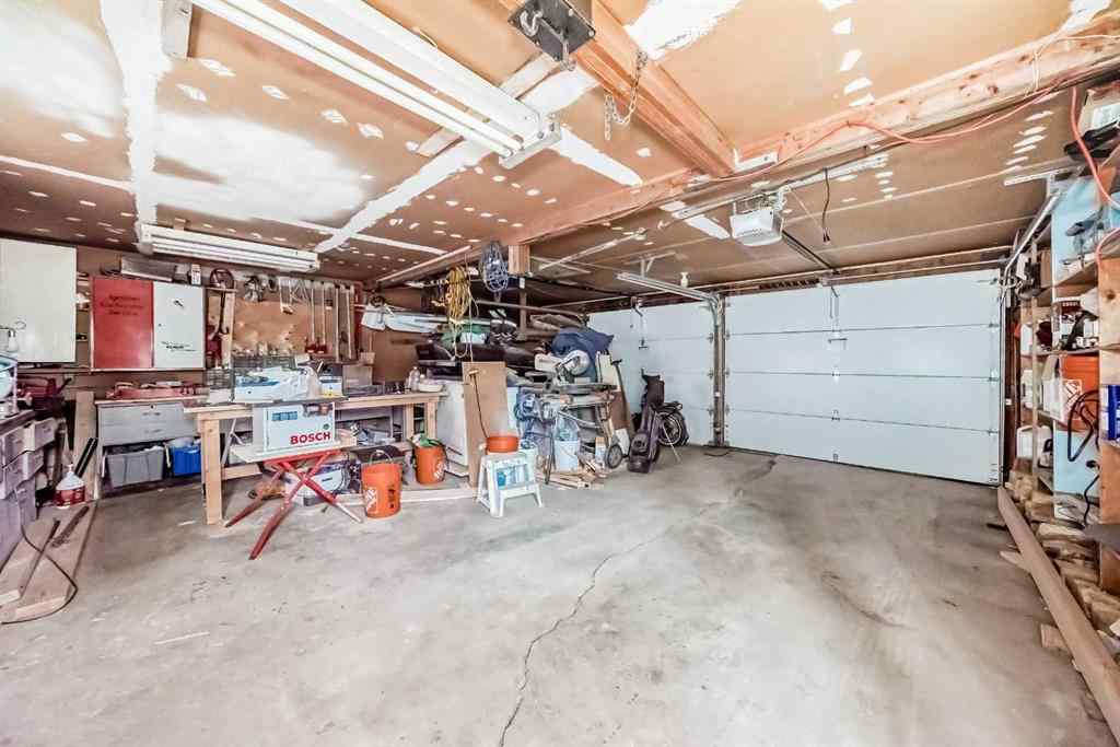 MLS® A2242338 - 8624 33 Avenue NW in Bowness Calgary, Residential