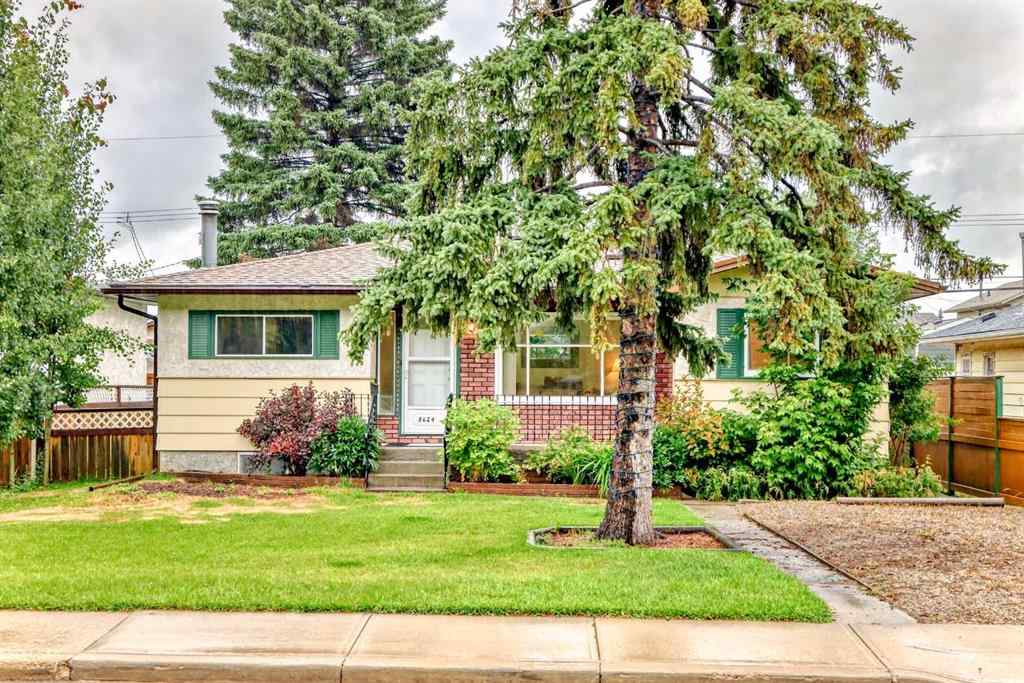 MLS® A2242338 - 8624 33 Avenue NW in Bowness Calgary, Residential