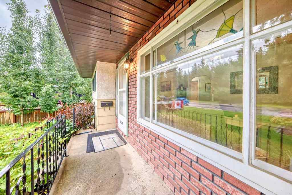 MLS® A2242338 - 8624 33 Avenue NW in Bowness Calgary, Residential