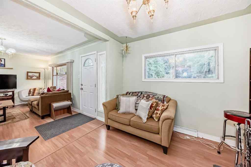 MLS® A2242338 - 8624 33 Avenue NW in Bowness Calgary, Residential