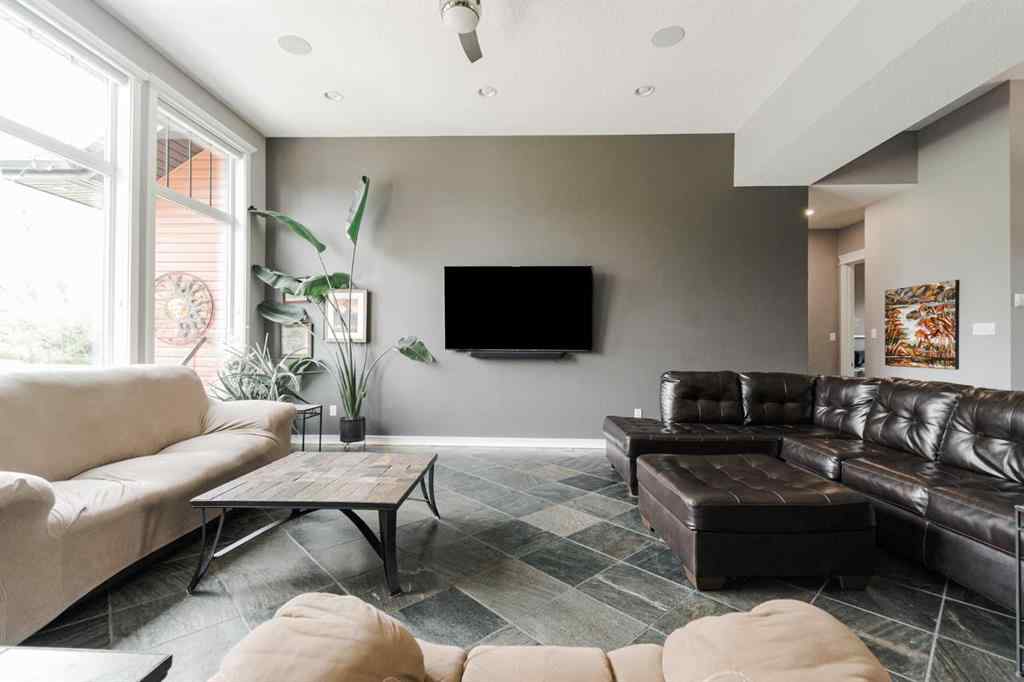 MLS® A2242352 - 5747 Draper Road  in Waterways Fort McMurray, Residential
