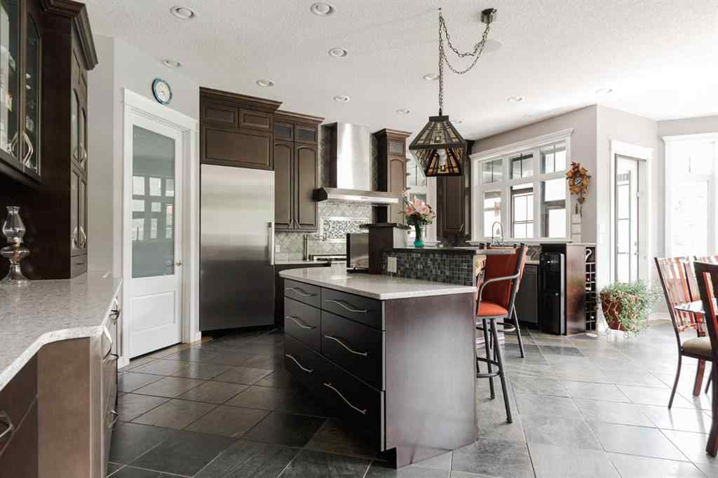 MLS® A2242352 - 5747 Draper Road  in Waterways Fort McMurray, Residential