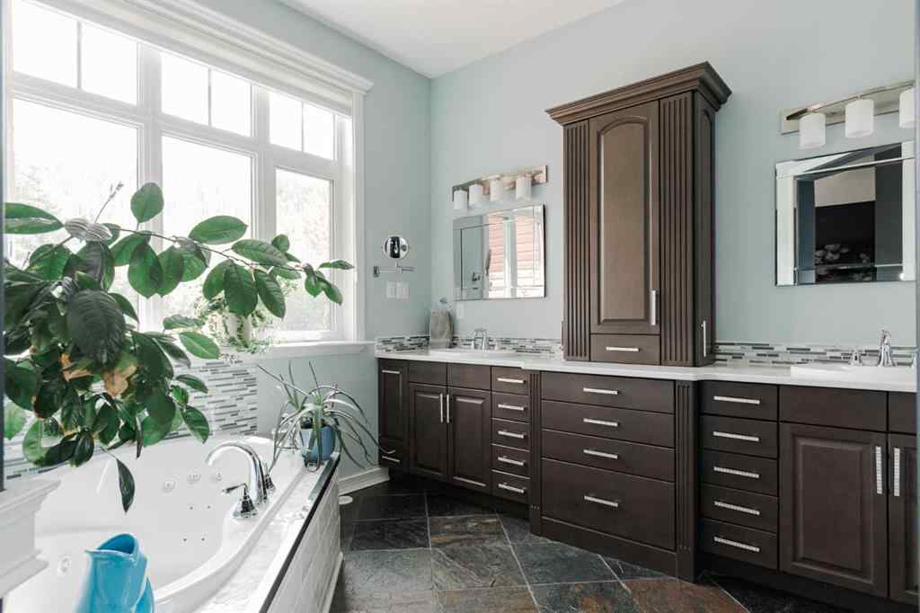 MLS® A2242352 - 5747 Draper Road  in Waterways Fort McMurray, Residential