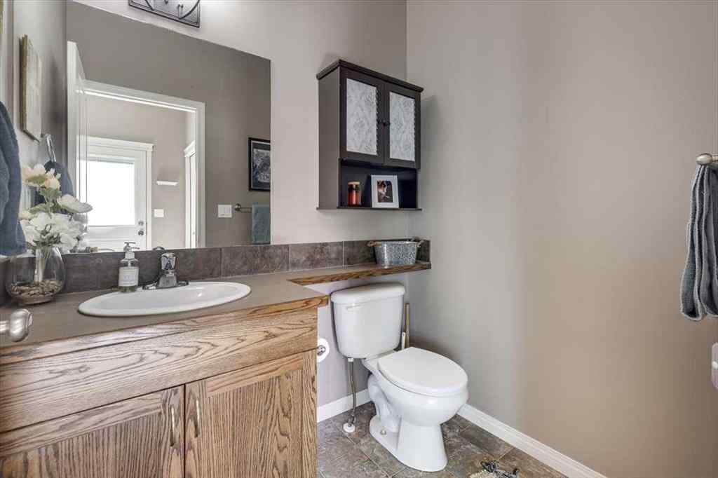 MLS® A2242353 - Unit #110 50 Lucky Place  in Lakeway Landing Sylvan Lake, Residential