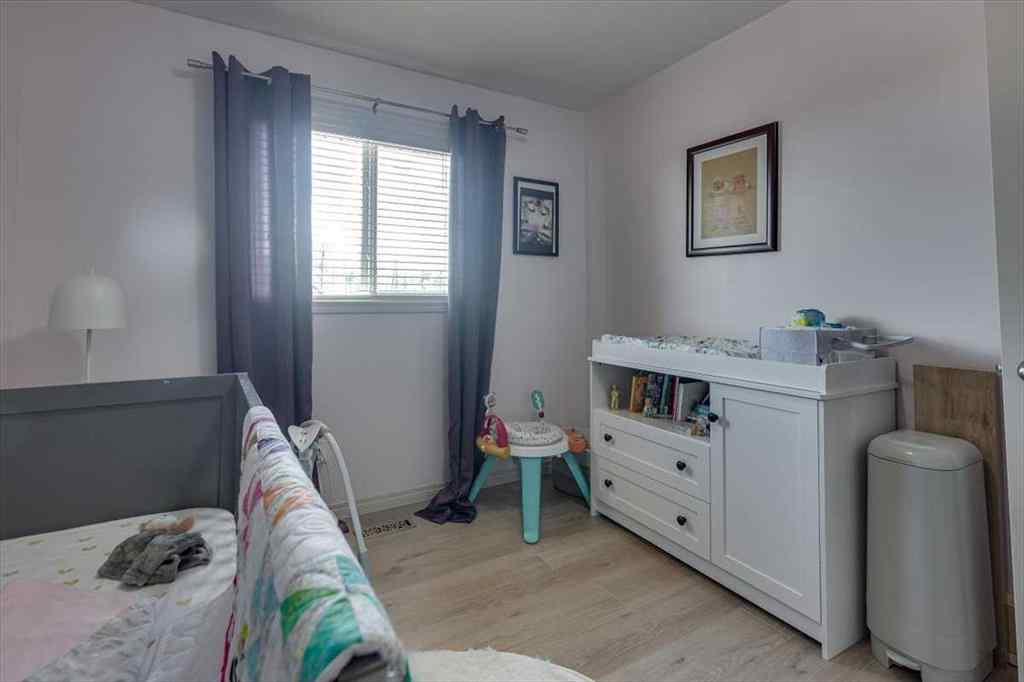 MLS® A2242353 - Unit #110 50 Lucky Place  in Lakeway Landing Sylvan Lake, Residential