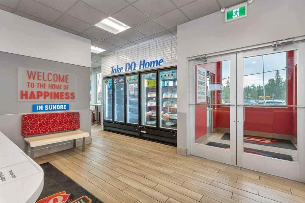 MLS® A2242354 - 556 Main Avenue W in NONE Sundre, Commercial