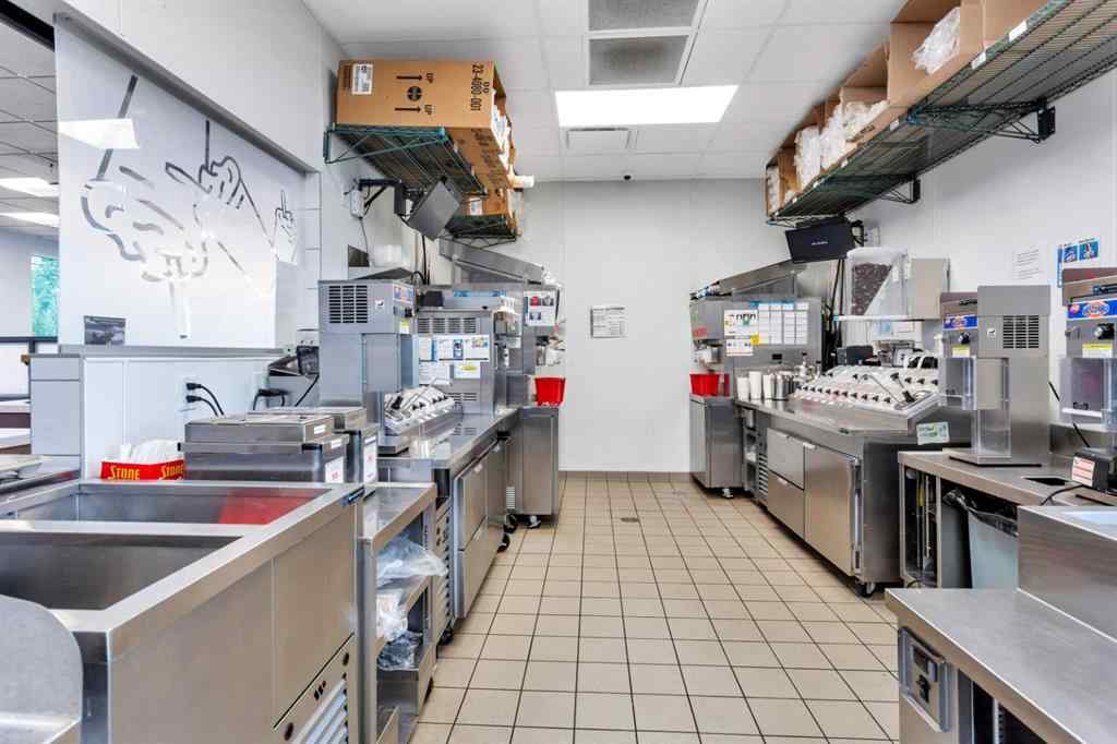 MLS® A2242354 - 556 Main Avenue W in NONE Sundre, Commercial