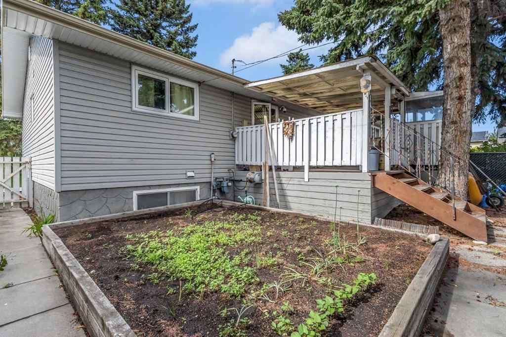 MLS® A2242355 - 3335 Doverview Road SE in Dover Calgary, Residential