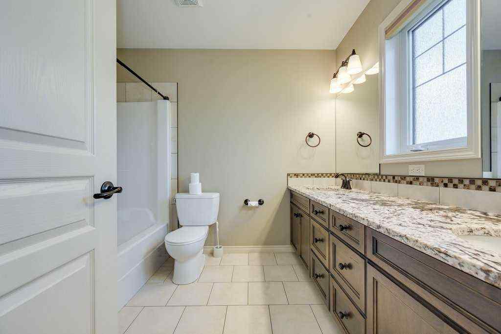 MLS® A2242364 - 60 Sutherland Close  in Sunnybrook South Red Deer, Residential