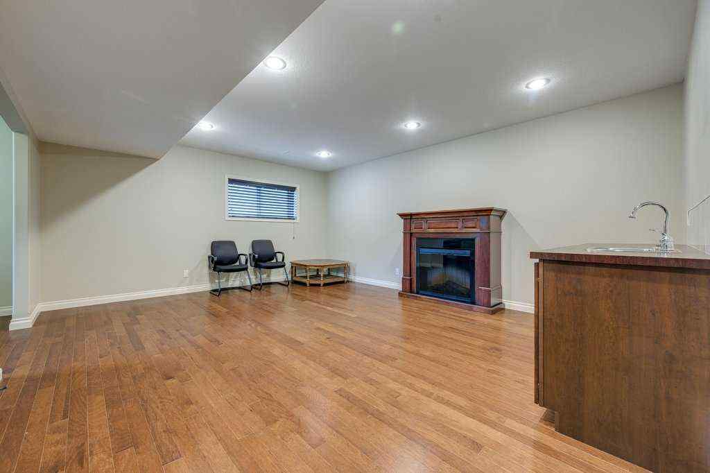 MLS® A2242364 - 60 Sutherland Close  in Sunnybrook South Red Deer, Residential