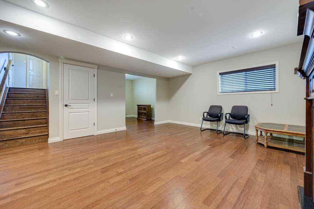 MLS® A2242364 - 60 Sutherland Close  in Sunnybrook South Red Deer, Residential
