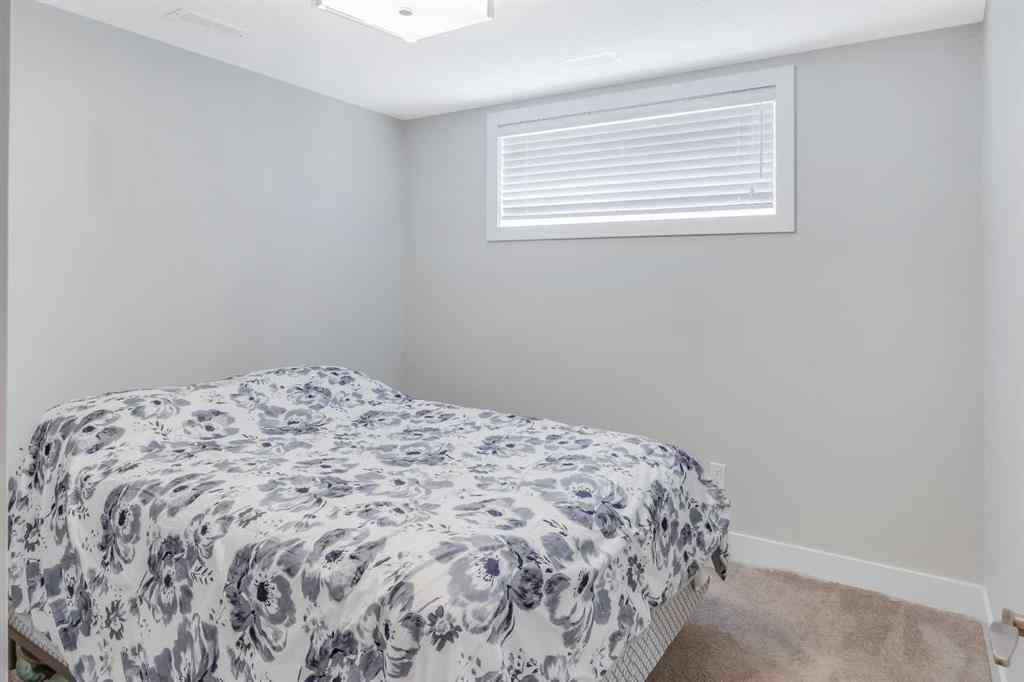 MLS® A2242365 - 9 Manor Road SW in Meadowlark Park Calgary, Residential