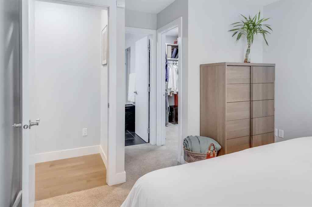 MLS® A2242365 - 9 Manor Road SW in Meadowlark Park Calgary, Residential