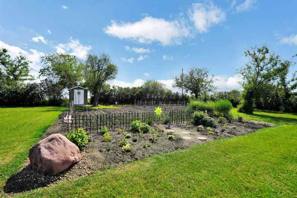 MLS® A2242368 - 330085 Highway 56   in NONE Rural Starland County, Residential
