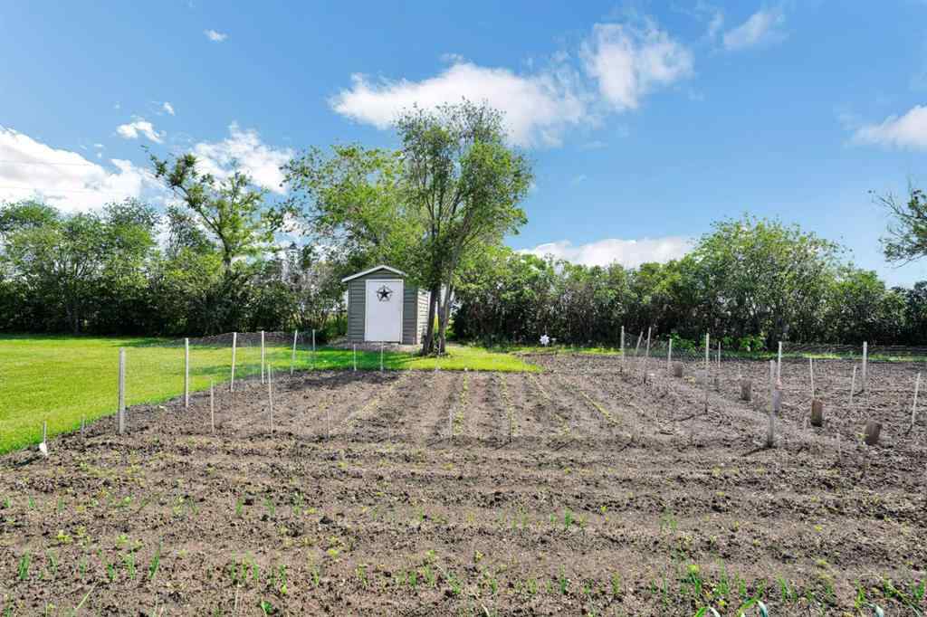 MLS® A2242368 - 330085 Highway 56   in NONE Rural Starland County, Residential
