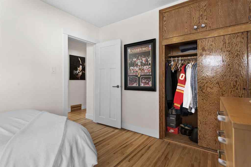 MLS® A2242369 - 2423 37 Street SW in Glendale Calgary, Residential