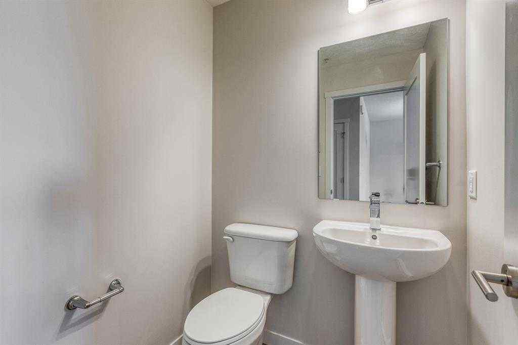 MLS® A2242372 - Unit #12 30 Shawnee Common SW in Shawnee Slopes Calgary, Residential