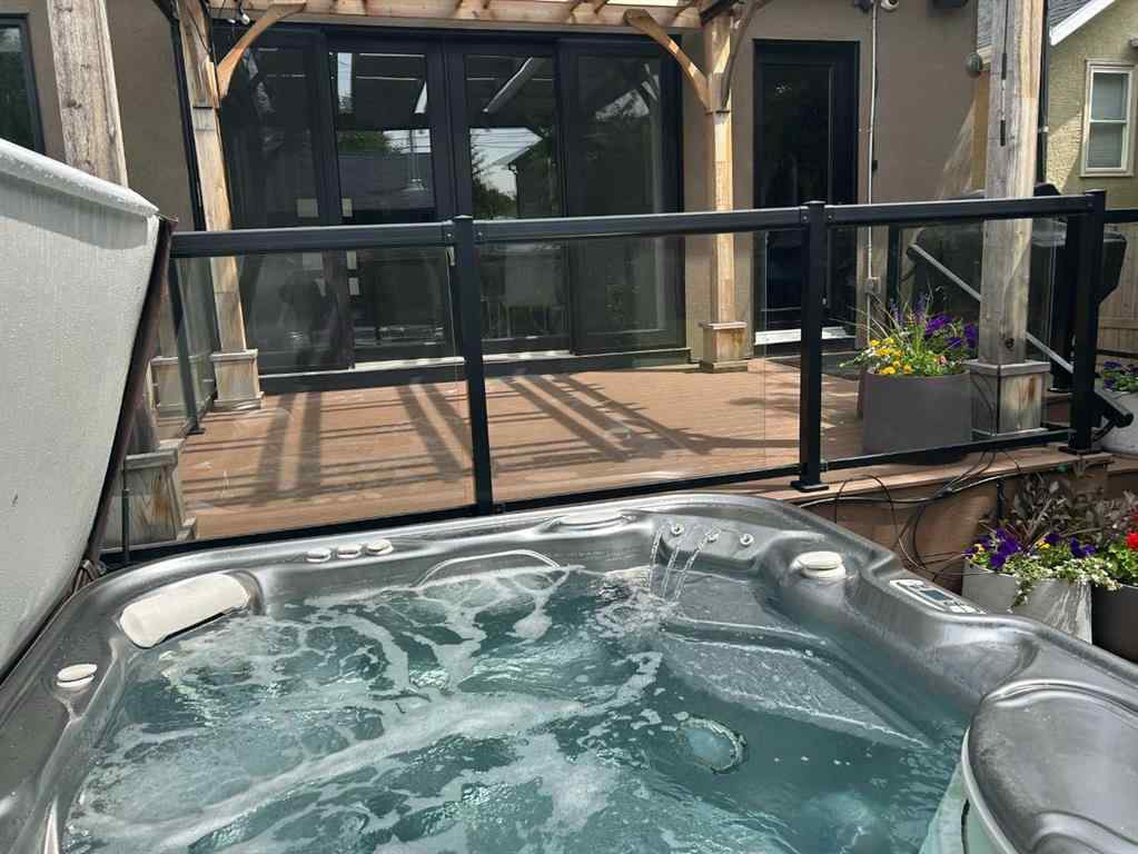 MLS® A2242383 - 411 9 Street NE in Bridgeland/Riverside Calgary, Residential