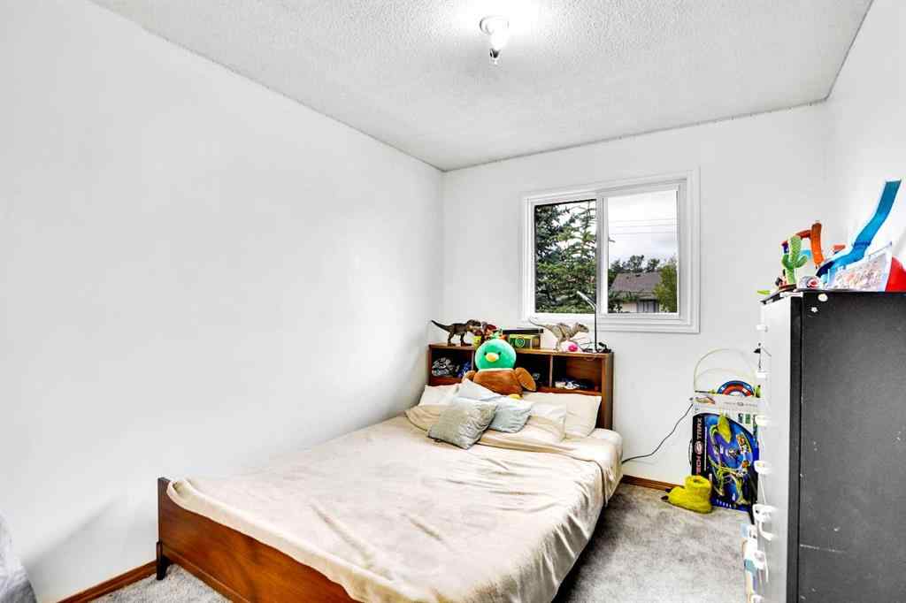 MLS® A2242387 - 48 Templeridge Crescent NE in Temple Calgary, Residential
