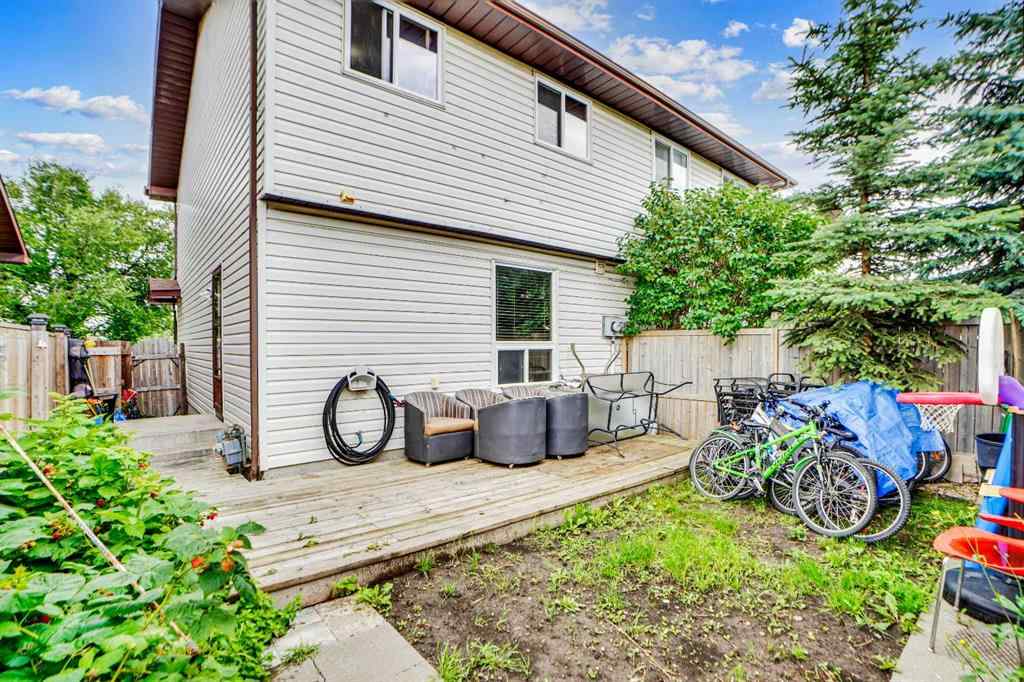 MLS® A2242387 - 48 Templeridge Crescent NE in Temple Calgary, Residential