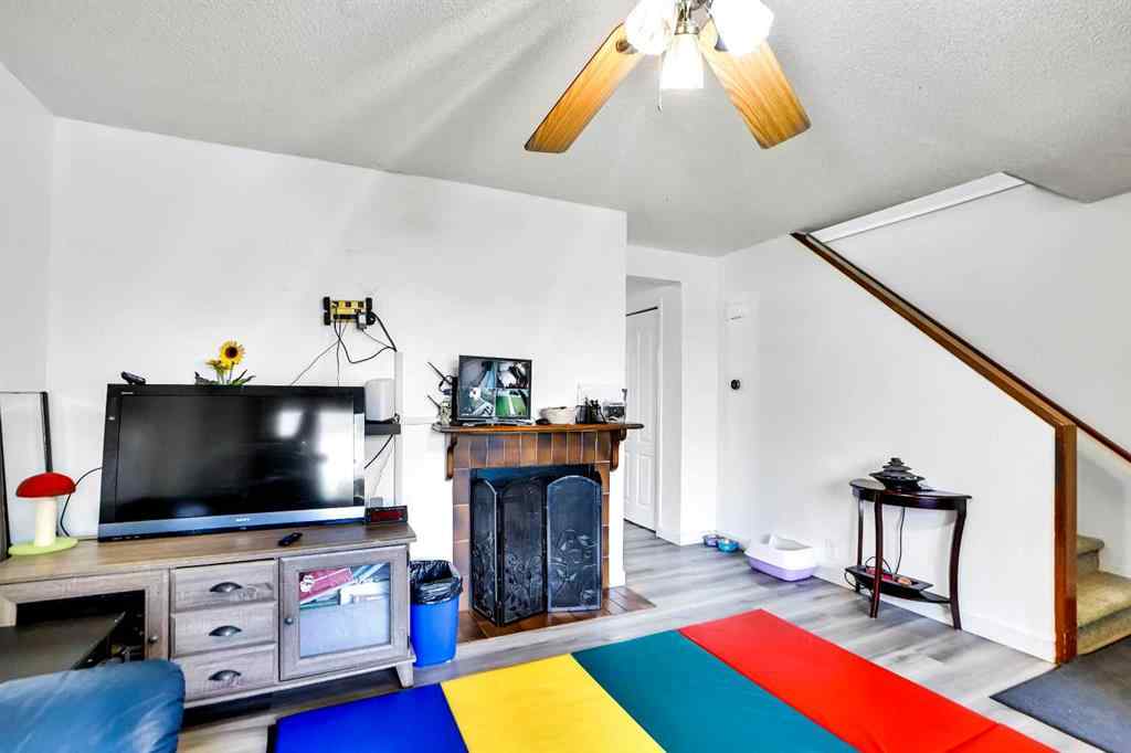 MLS® A2242387 - 48 Templeridge Crescent NE in Temple Calgary, Residential