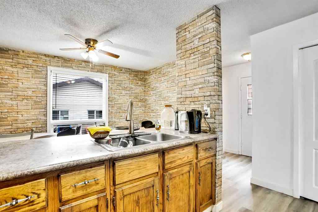 MLS® A2242387 - 48 Templeridge Crescent NE in Temple Calgary, Residential