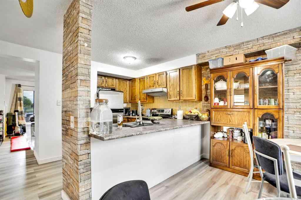 MLS® A2242387 - 48 Templeridge Crescent NE in Temple Calgary, Residential