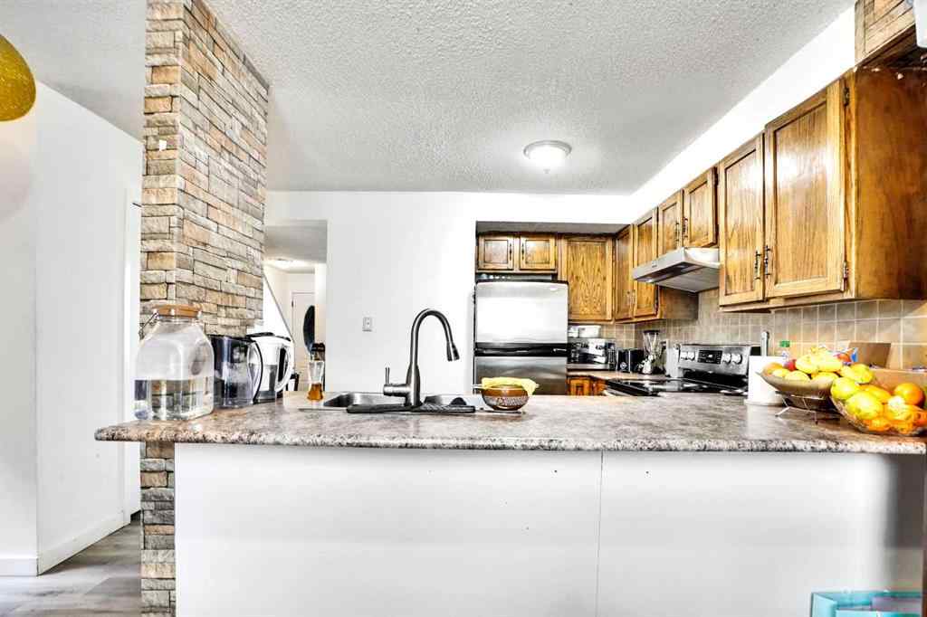 MLS® A2242387 - 48 Templeridge Crescent NE in Temple Calgary, Residential